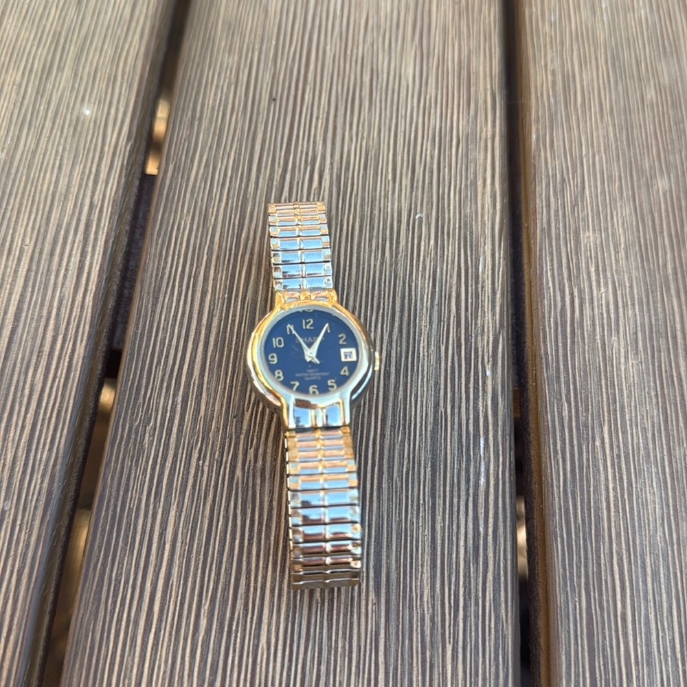 Sharp Watch